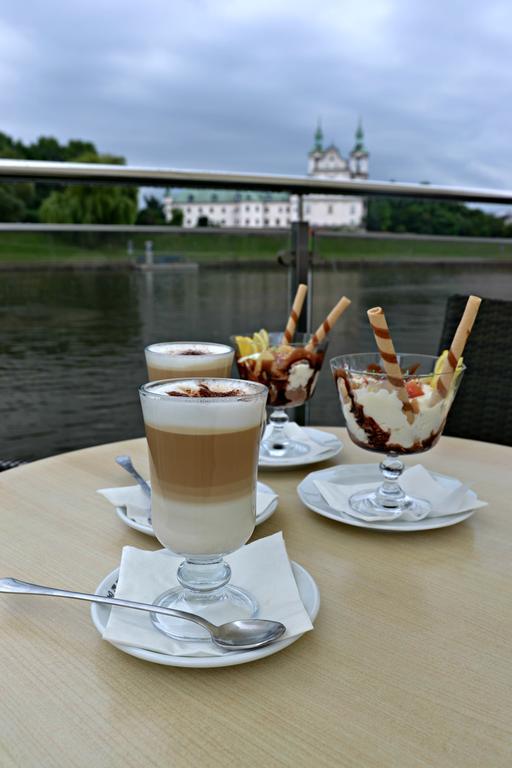 The Boat - Hostel&Chill Cracovia Exterior foto